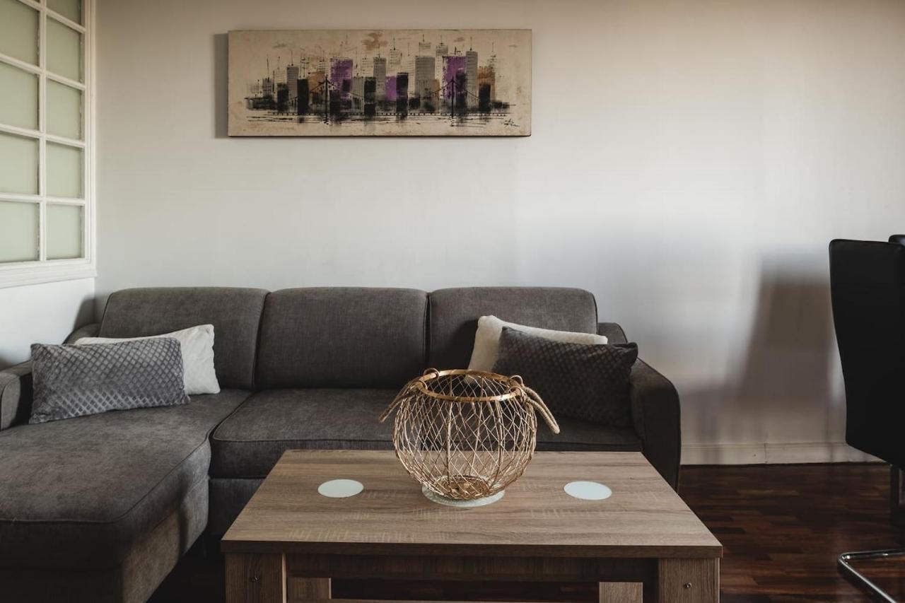 Apartamento Atico Con Vistas A La Puerta De Alcalá Madrid